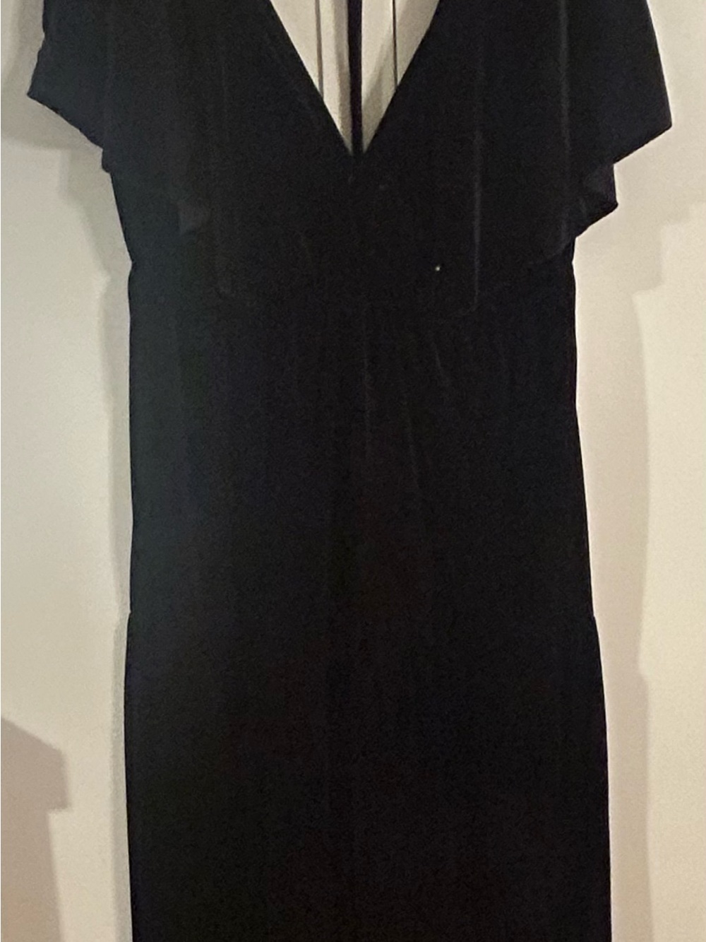 Simple Black V-Neck Midi Dress with Flutter Sleeves